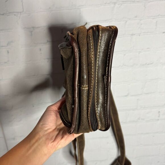NEW Claire Chase brown distressed leather multi compartment crossbody man bag - Picture 6 of 13
